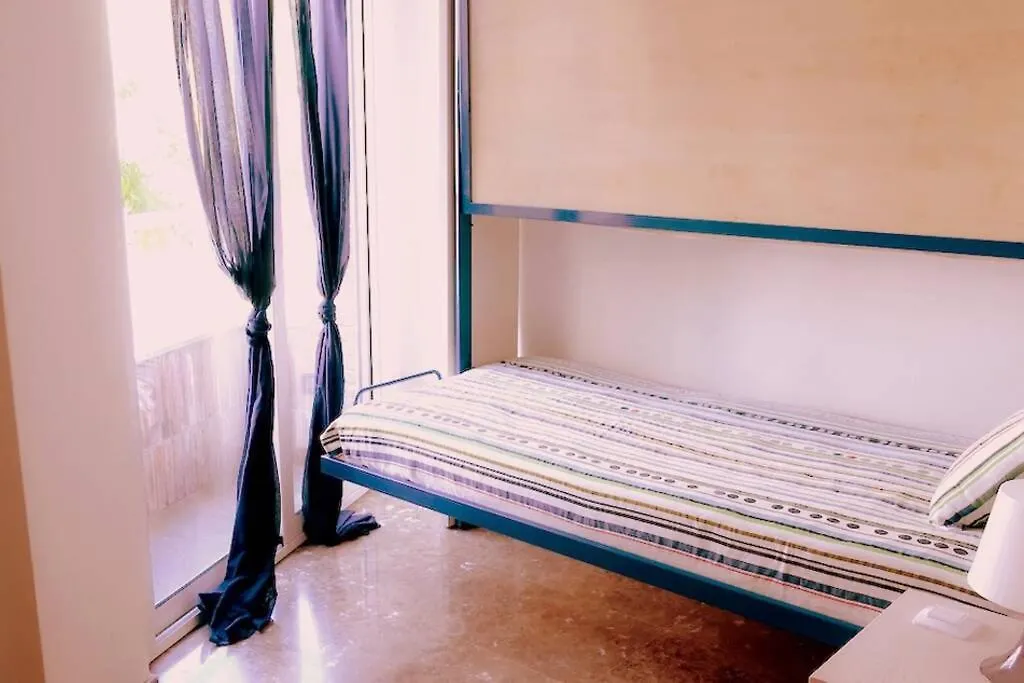 Casa Luna, Junto Playa Y Barcelona Centro Badalona Holiday home